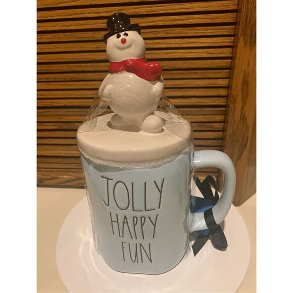 Rae Dunn Jolly Happy Fun
Frosty Mug With Topper
Frosty The Snowman - Picture 1 of 2